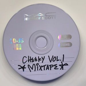 MAC Jeremy Scott powder and blush pallete